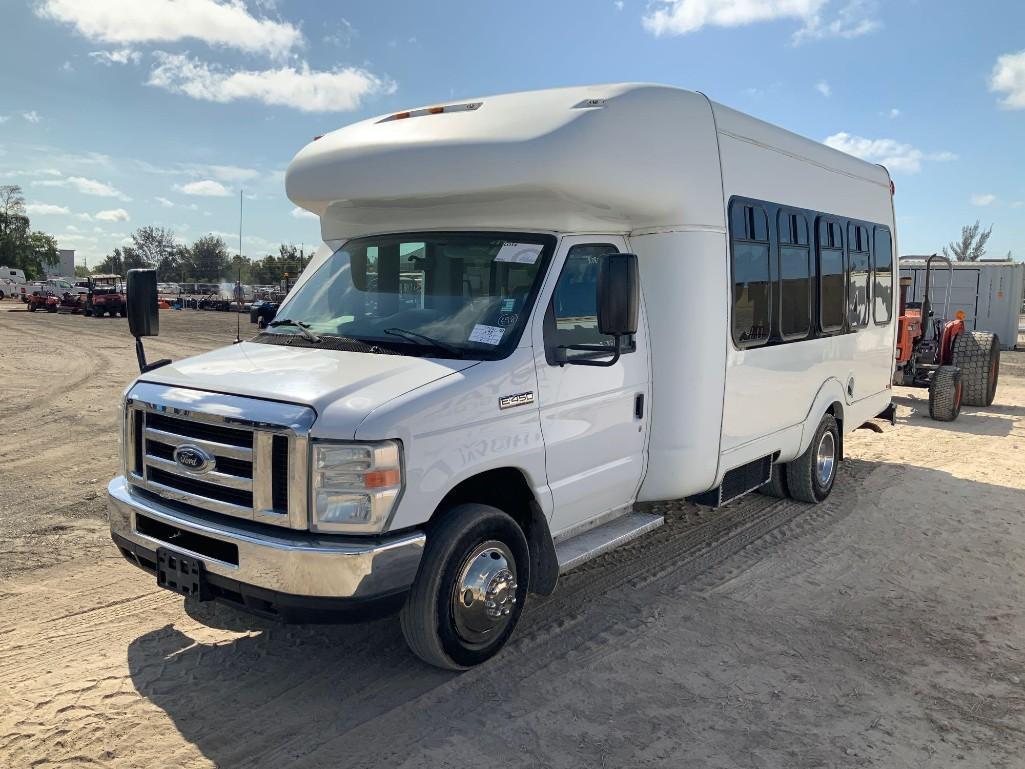 2013 Ford E-450 12 Passenger Shuttle Bus