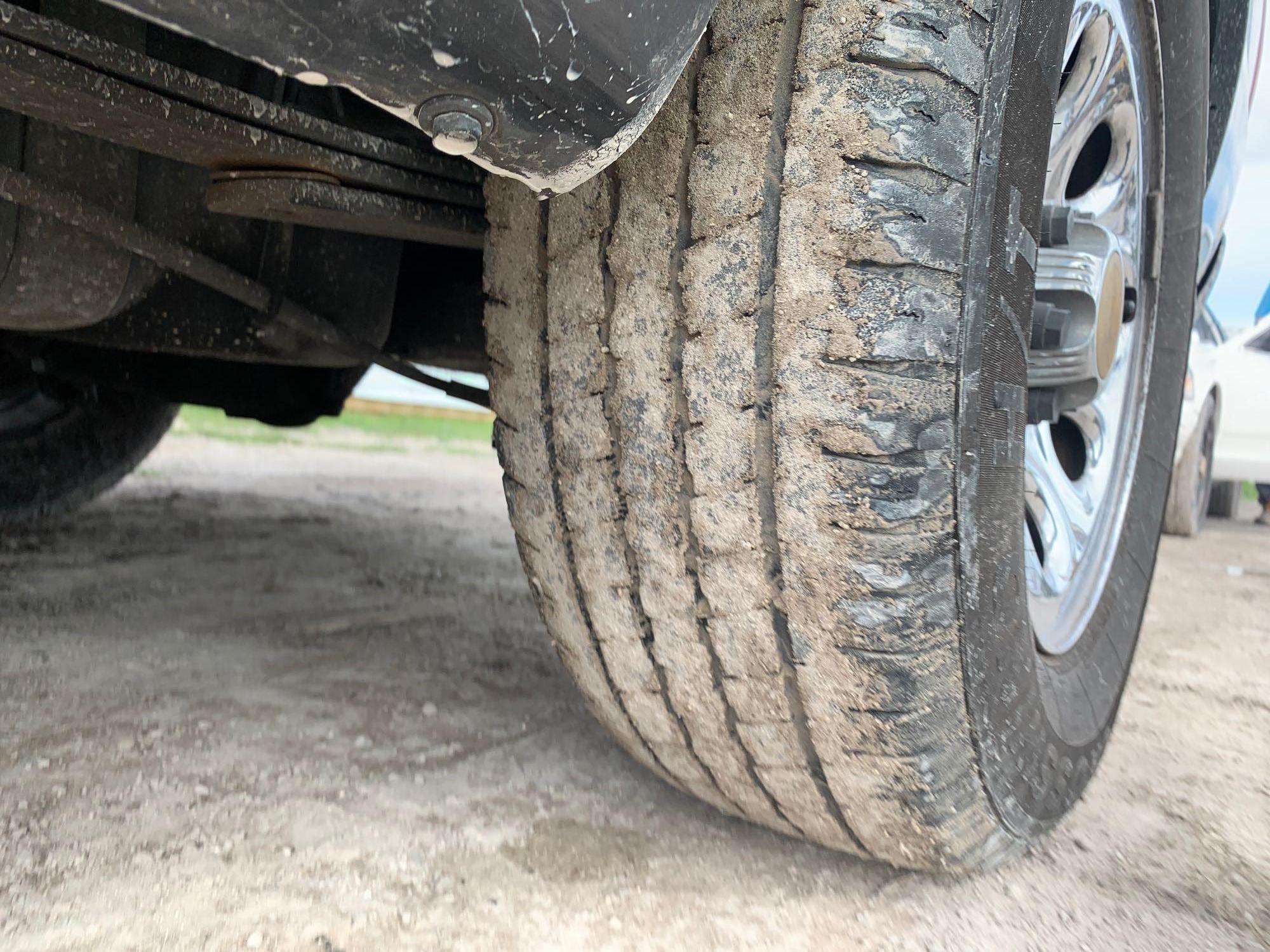 2005 Chevrolet Silverado Ext Cab Pickup Truck