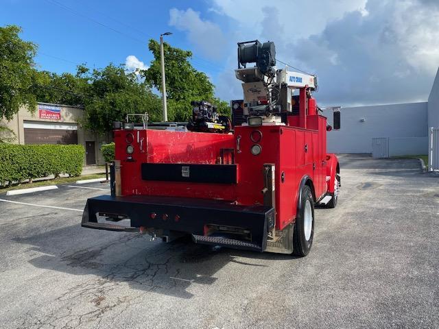 2008 kenworth T300 Mechanics Service Truck