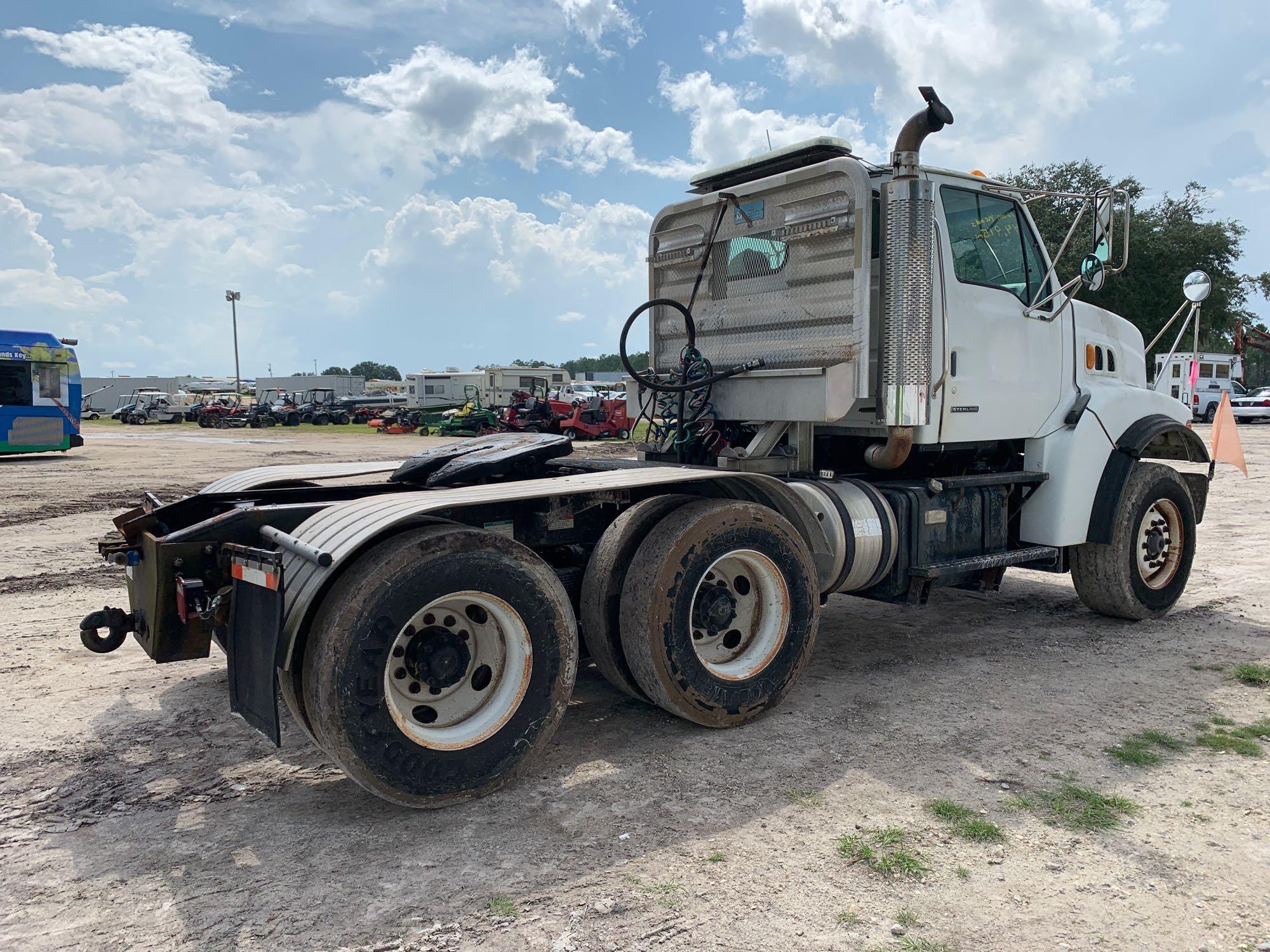 2003 Sterling L9500 T/A Wet Kit Day Cab Truck Tractor