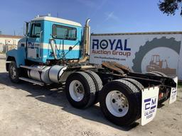 1995 Mack CH613 T/A Daycab Semi Truck