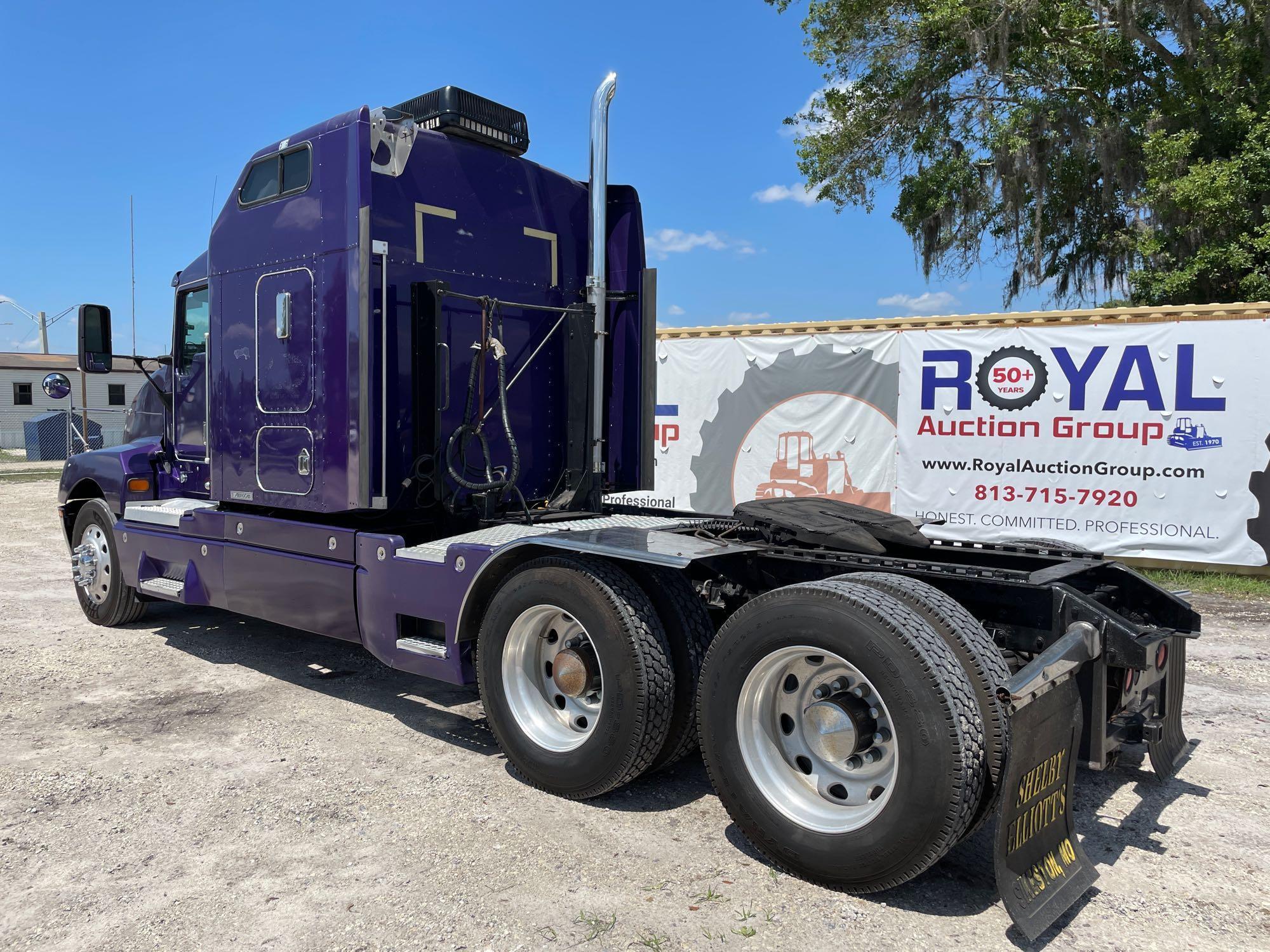 1997 Kenworth T600 Sleeper Truck Truck