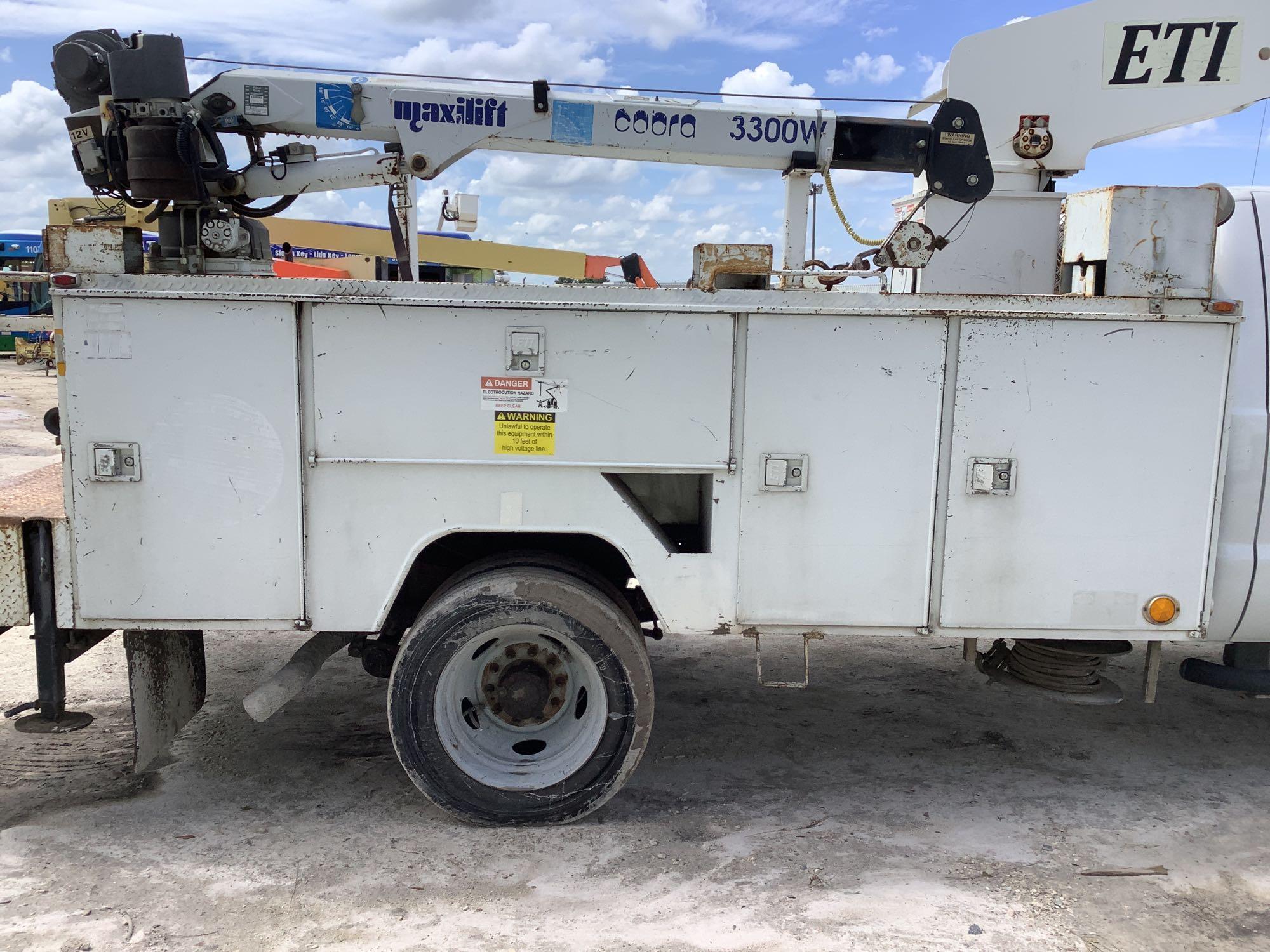 2005 Ford F-550 35ft Crane Bucket Truck