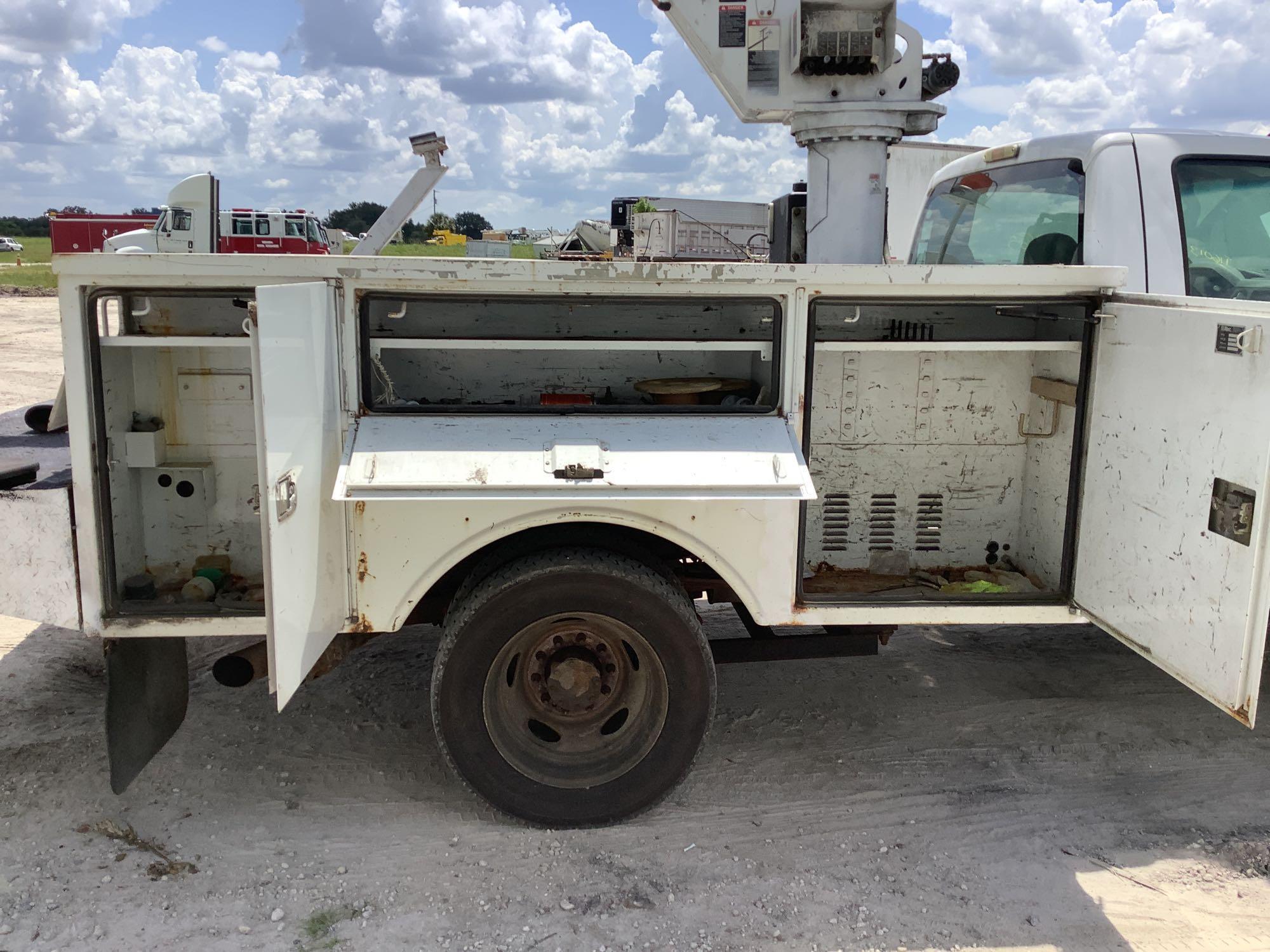 2009 Ford F-550 4x4 37FT Bucket Truck