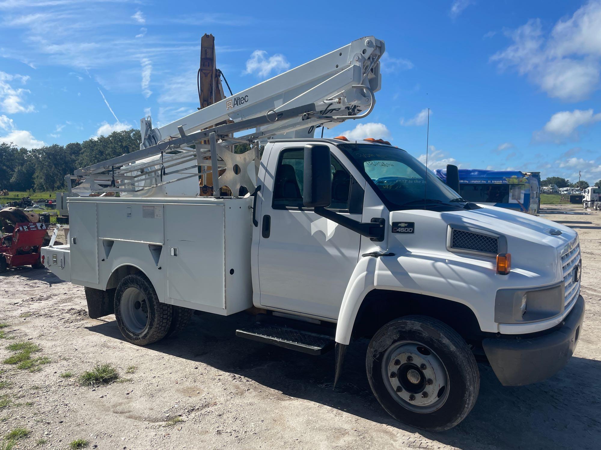 2005 Chevrolet C4500 36FT Bucket Truck