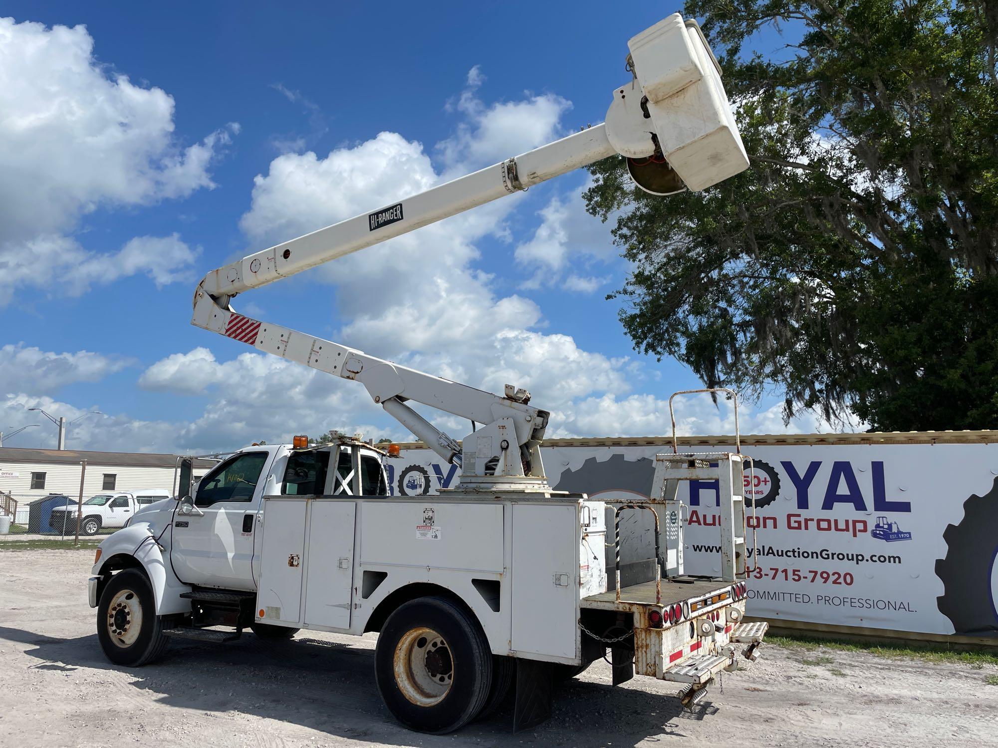 2007 Ford F-750 45FT Insulated Bucket Truck