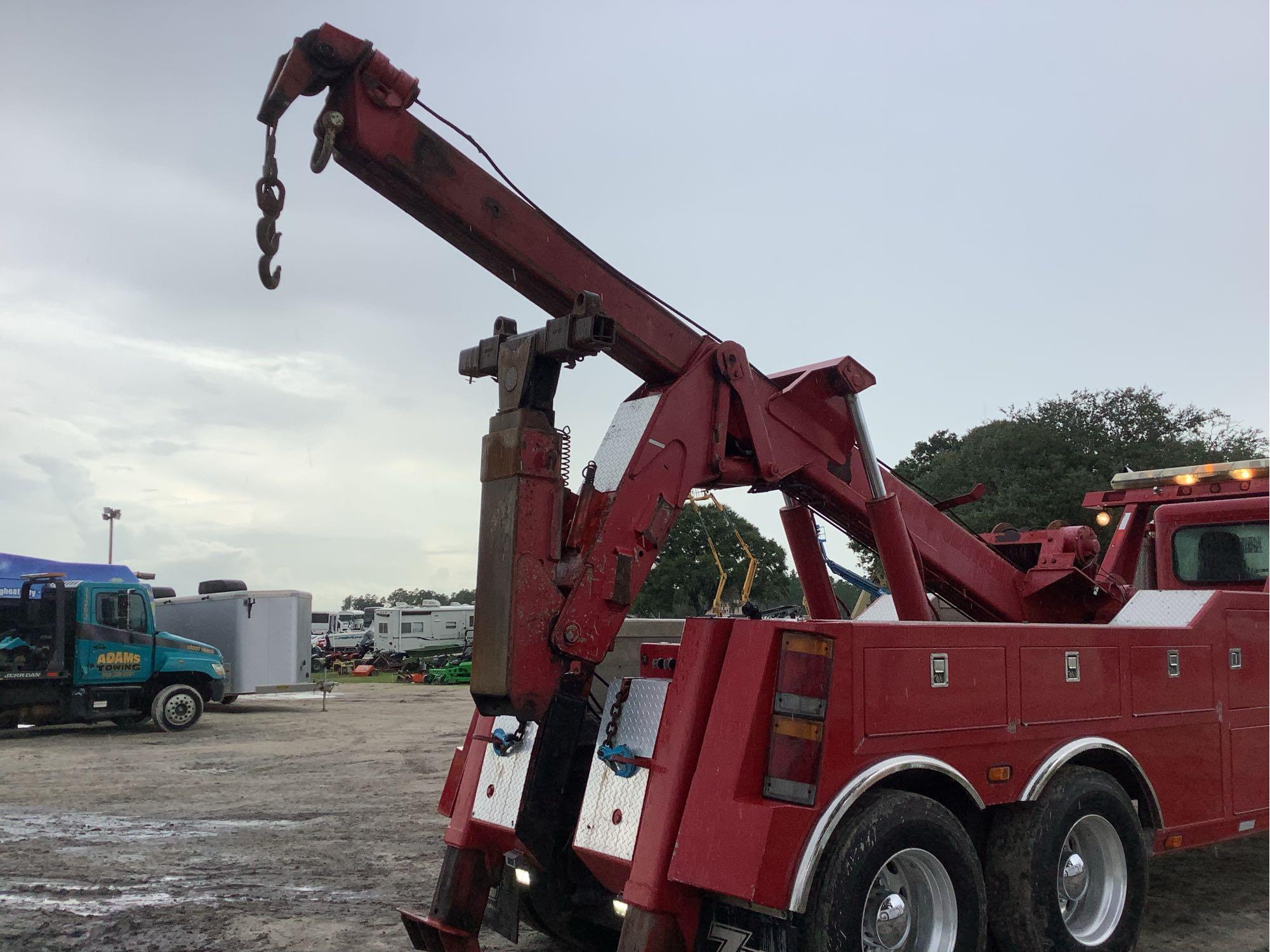 1995 Peterbilt 377 T/A 30 Ton Heavy Haul Wrecker