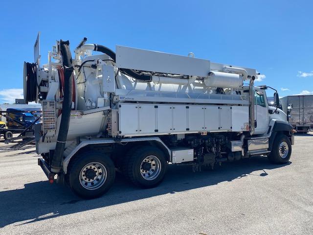 2016 Caterpillar CT660 Bucher Recycler 315 Combo Vacuum Jetter Recycling Truck