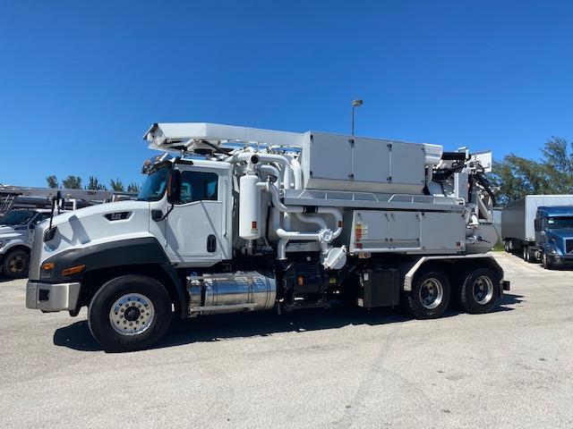 2016 Caterpillar CT660 Bucher Recycler 315 Combo Vacuum Jetter Recycling Truck