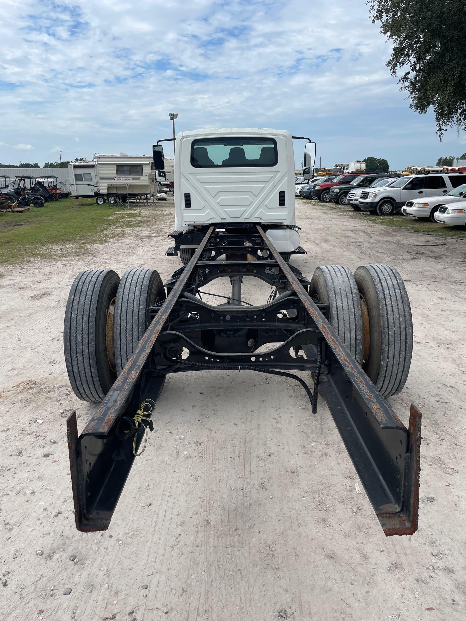 2007 International 4300 Cab and Chassis Truck