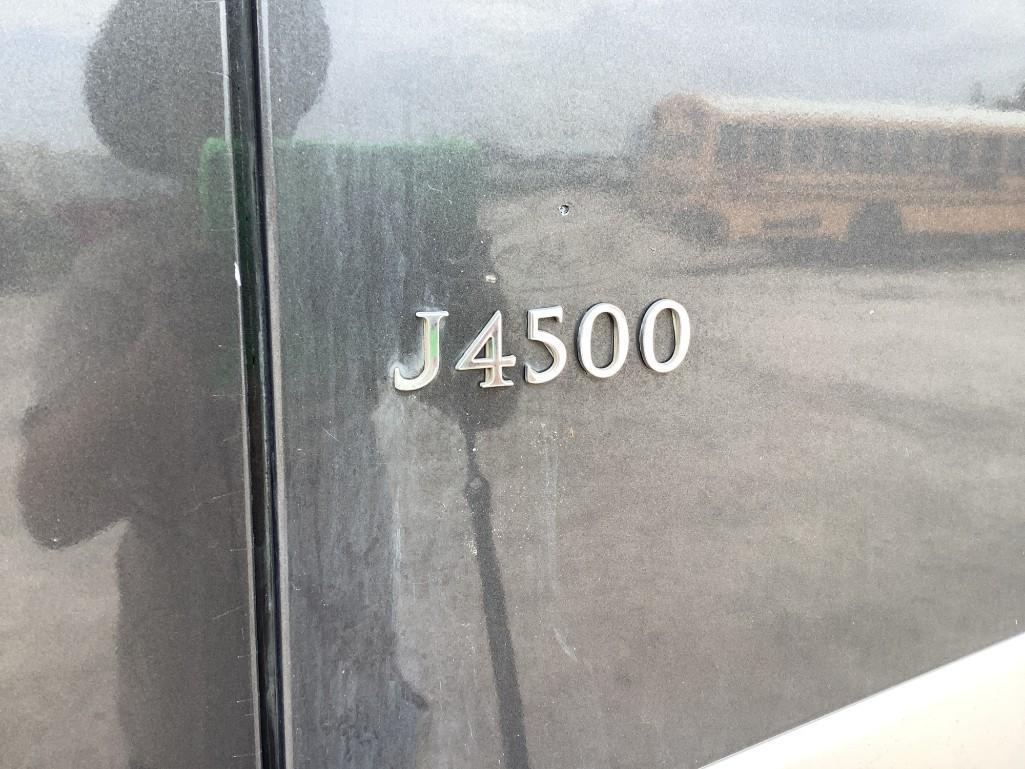2006 Motor Coach Inc. J45 Passenger Bus