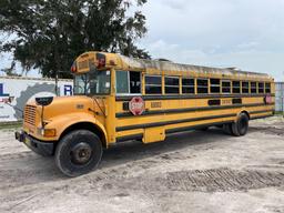 2000 International 3800 72 Passenger Bus