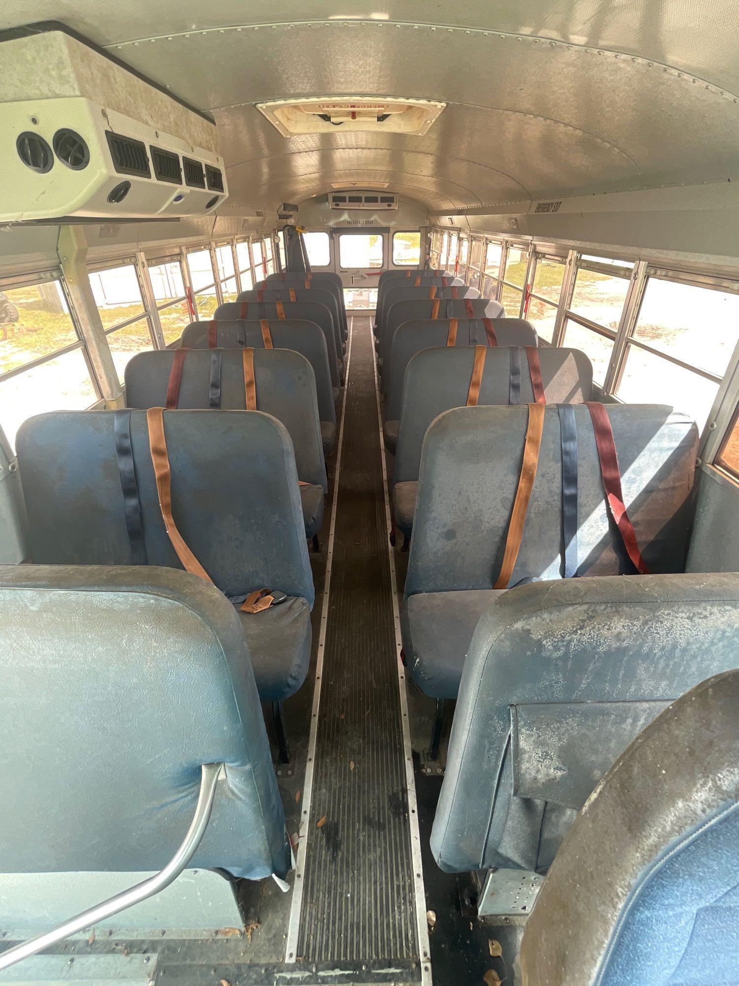 2003 IC Corporation 3000IC Handicap School Bus