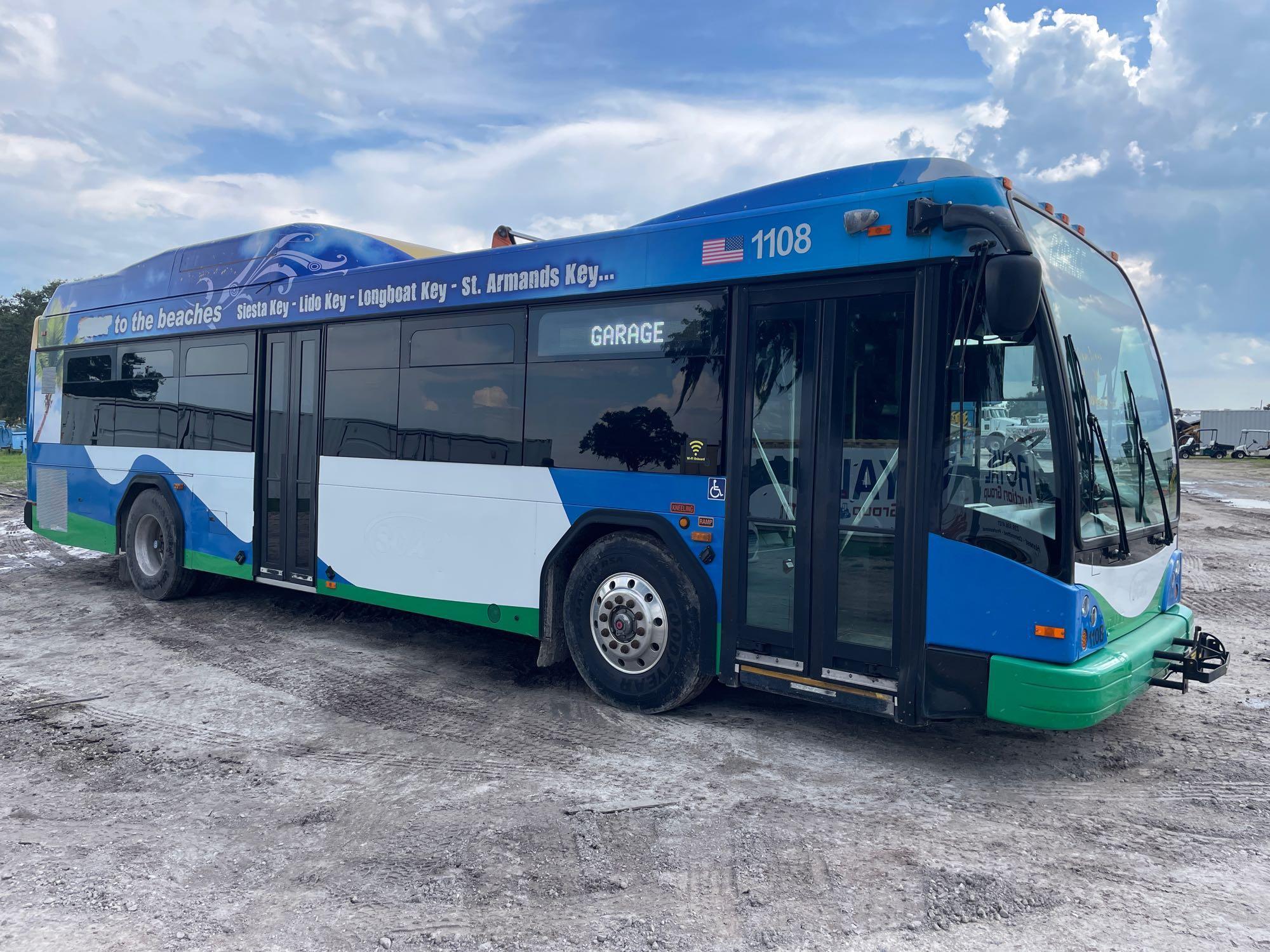 2011 Gillig Low Floor 30+41 Double Entry Passenger Bus