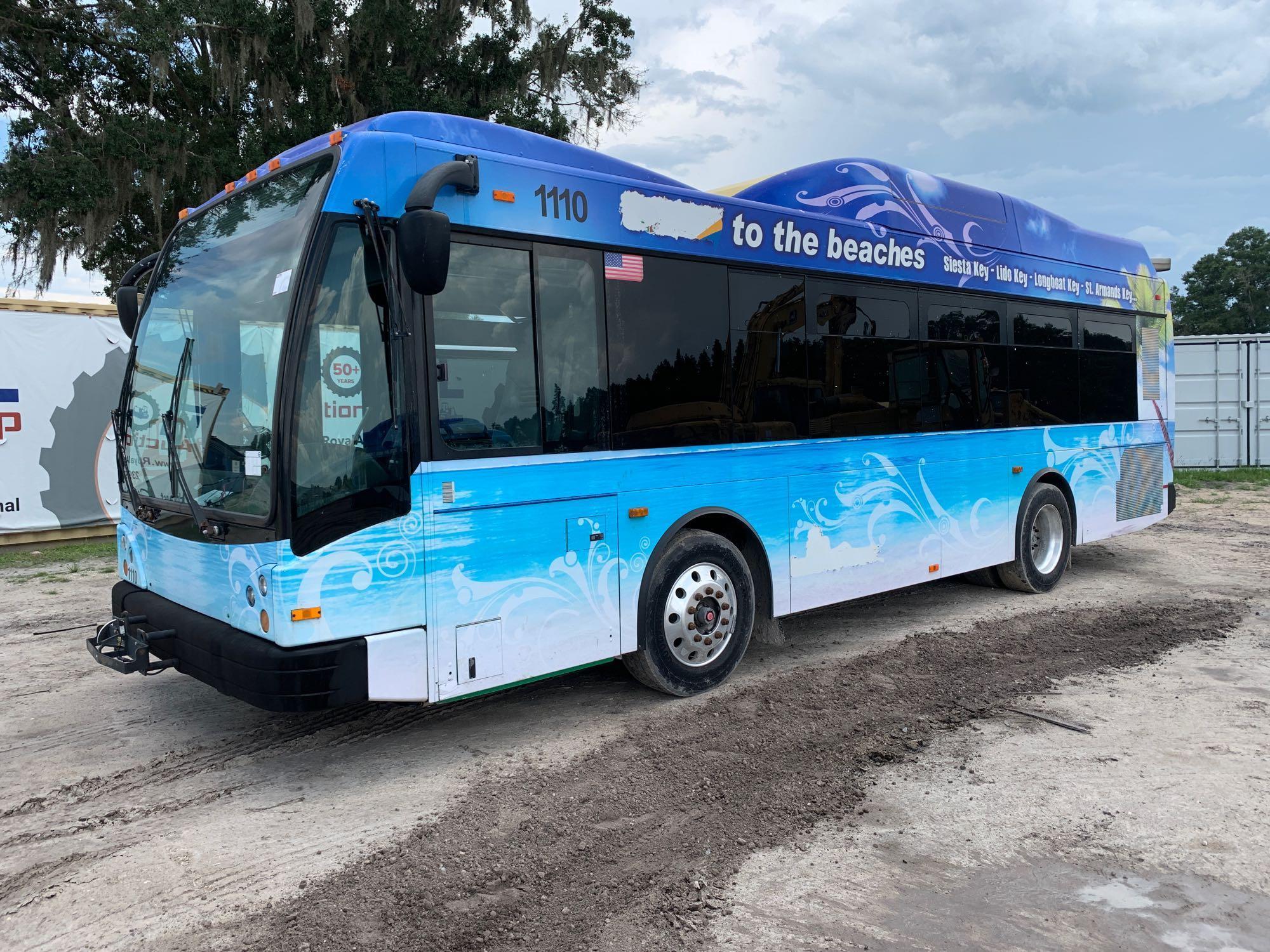 2011 Gillig Low Floor 23+6 Passenger Bus