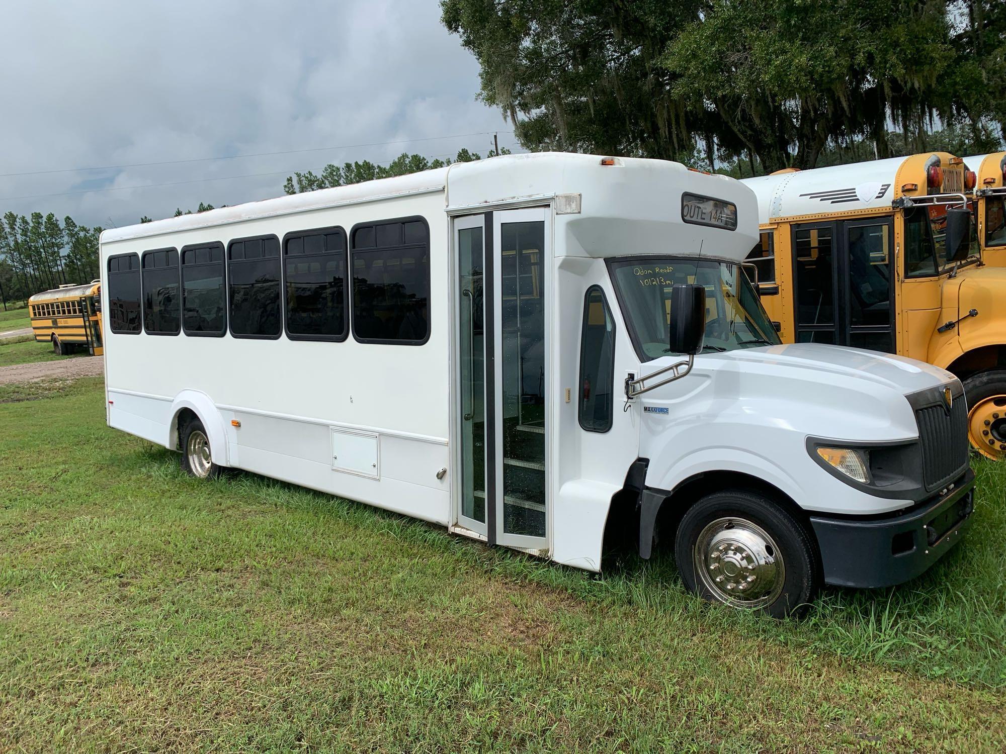 2013 Ford F-550 Handicap Passenger Bus