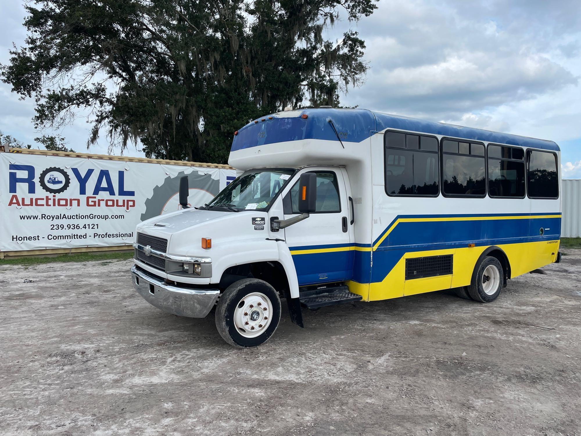 2006 Chevrolet C4500 Champion Handicap Transit Bus