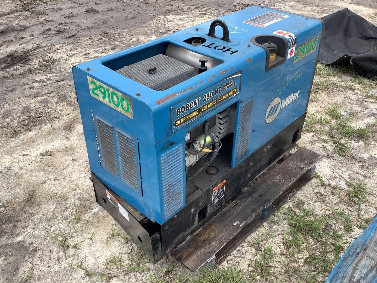 Miller Bobcat 250 NT AC/DC Welder Generator