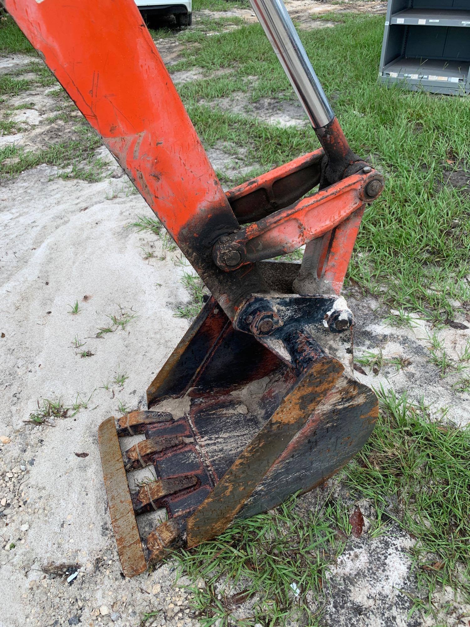 2003 Kubota L35 Loader Backhoe 4WD Tractor