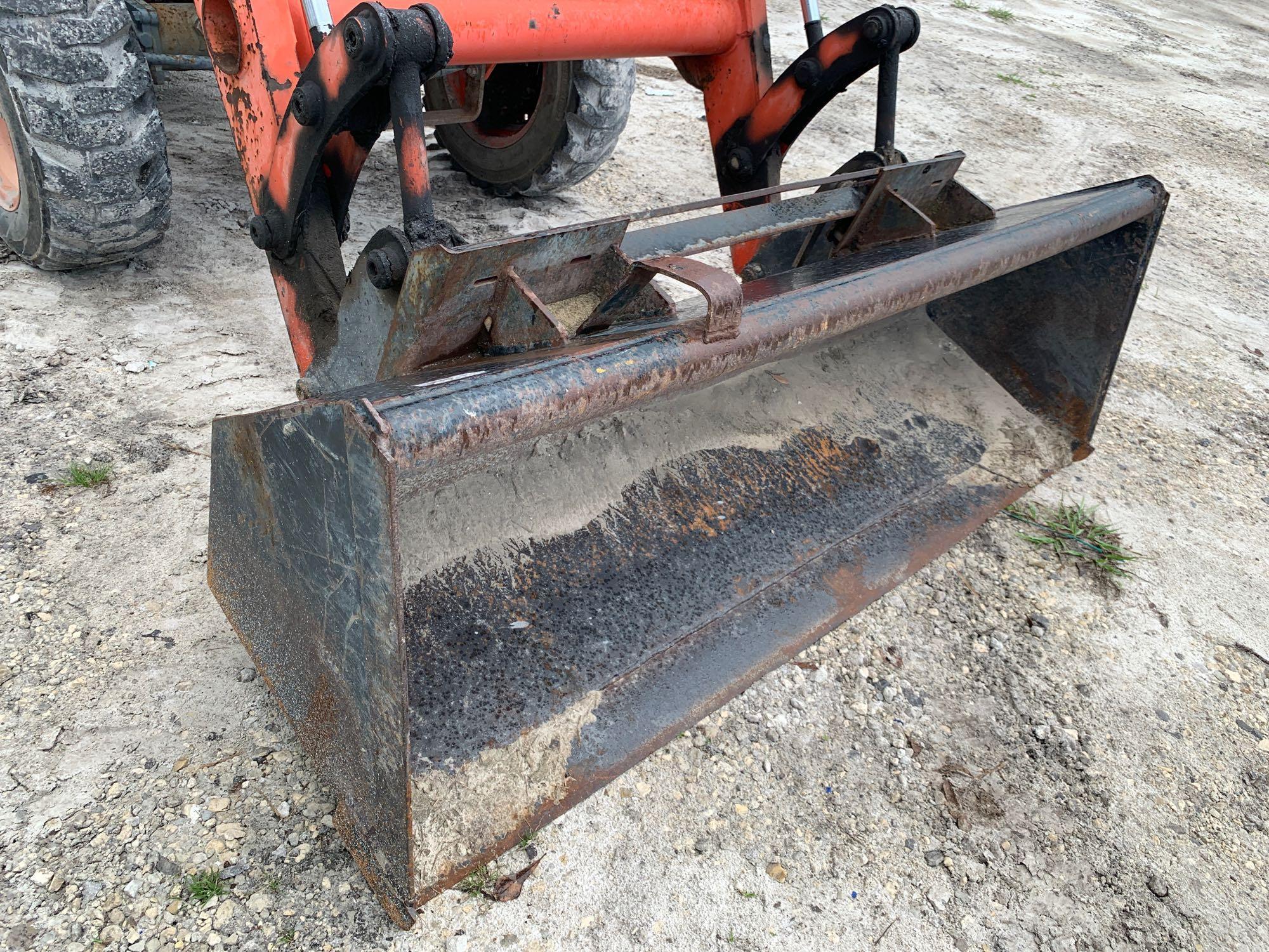 2003 Kubota L35 Loader Backhoe 4WD Tractor