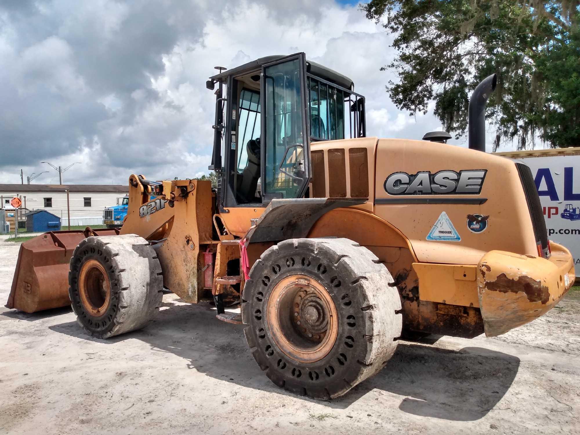 2012 Case 821F 4YD Articulated Wheel Loader VIDEO