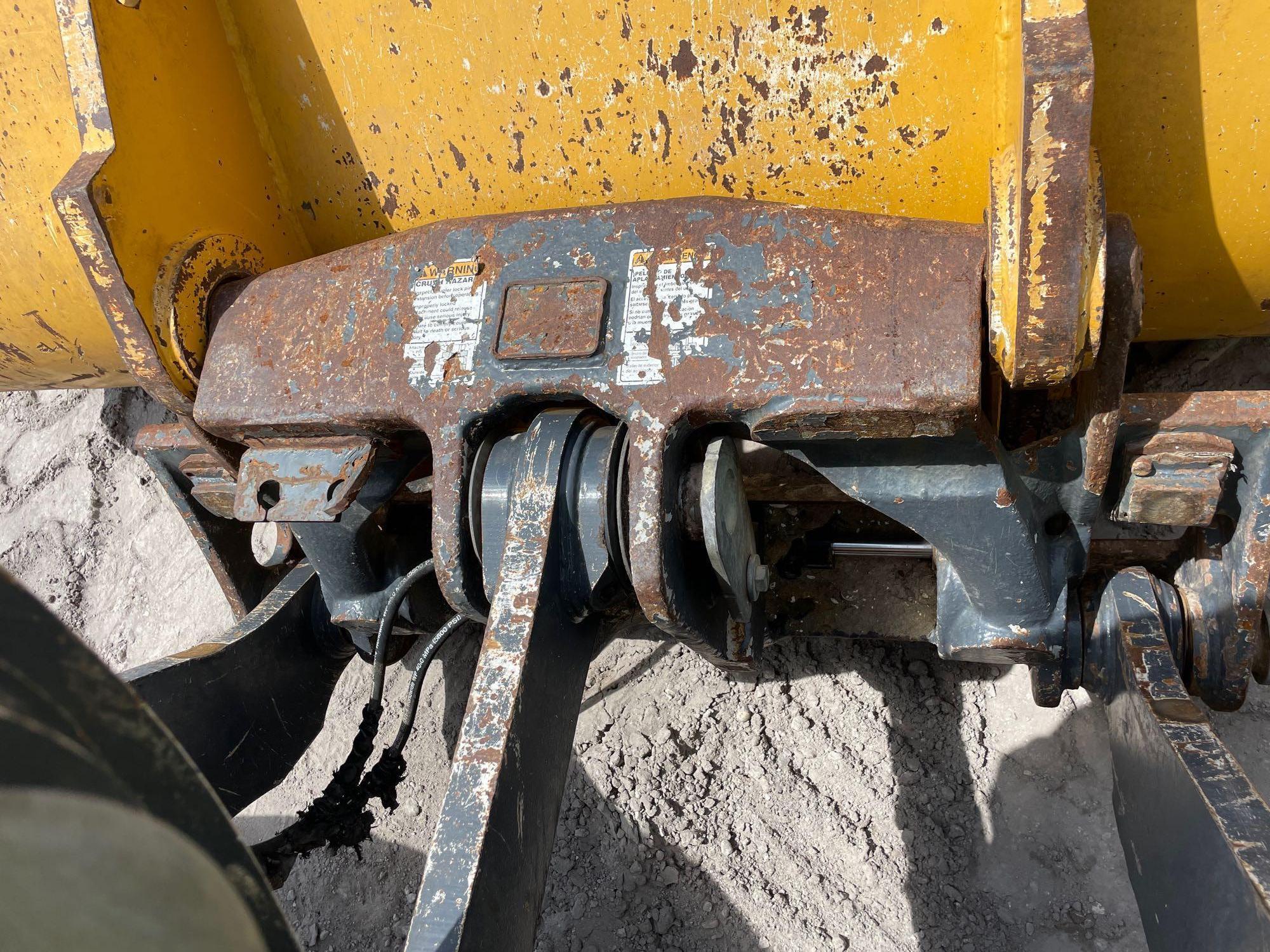 2015 John Deere 544K Articulated Wheel Loader