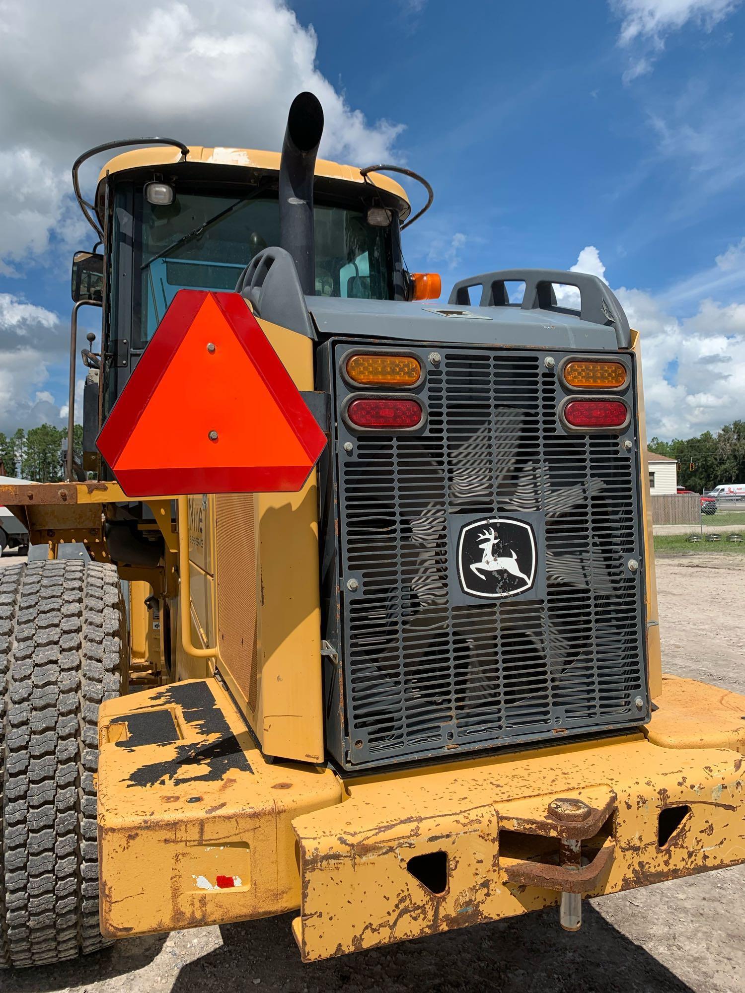 2005 John Deere 544J Articulated Wheel Loader