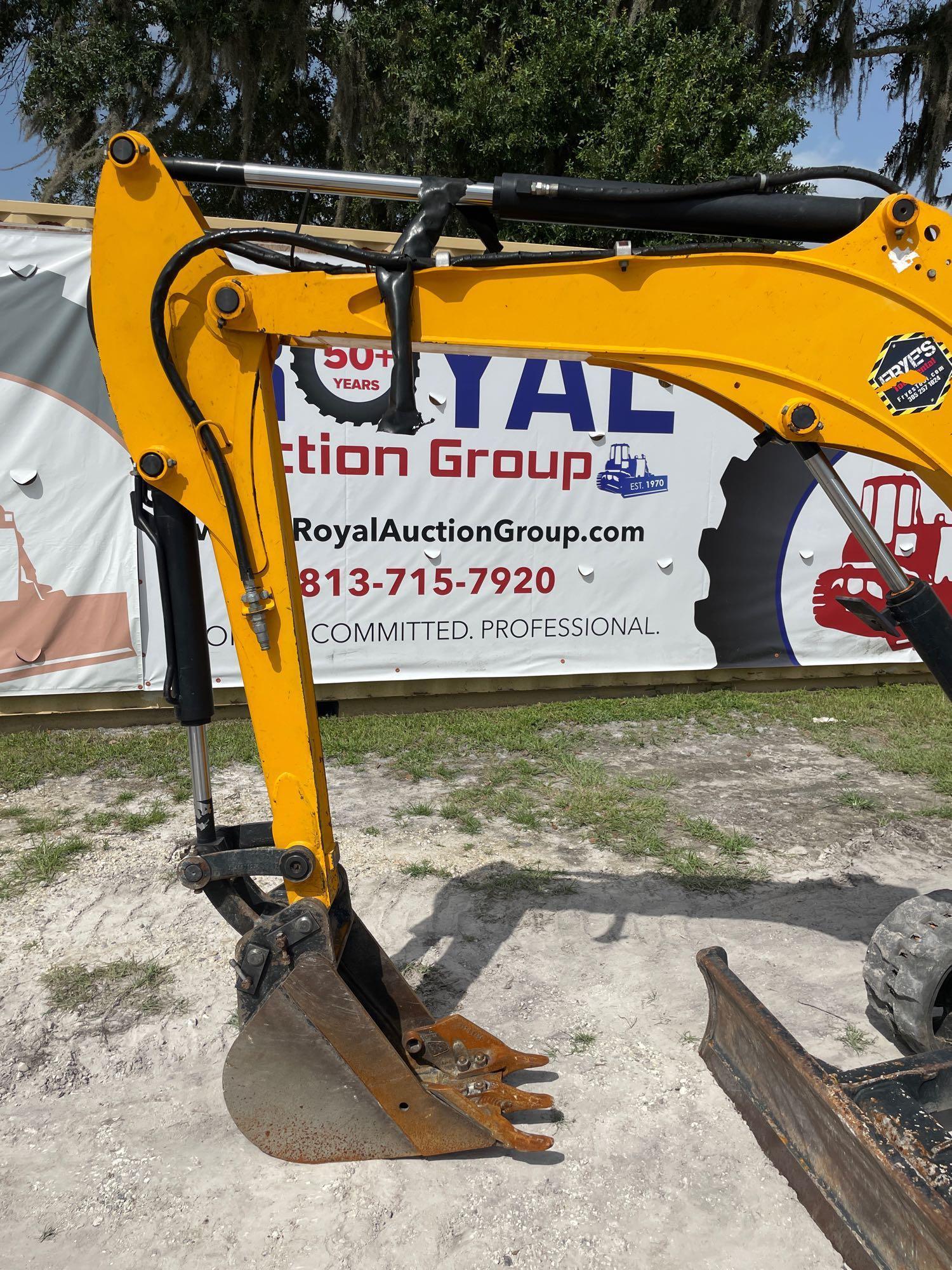 2018 JCB 829 Mini Excavator