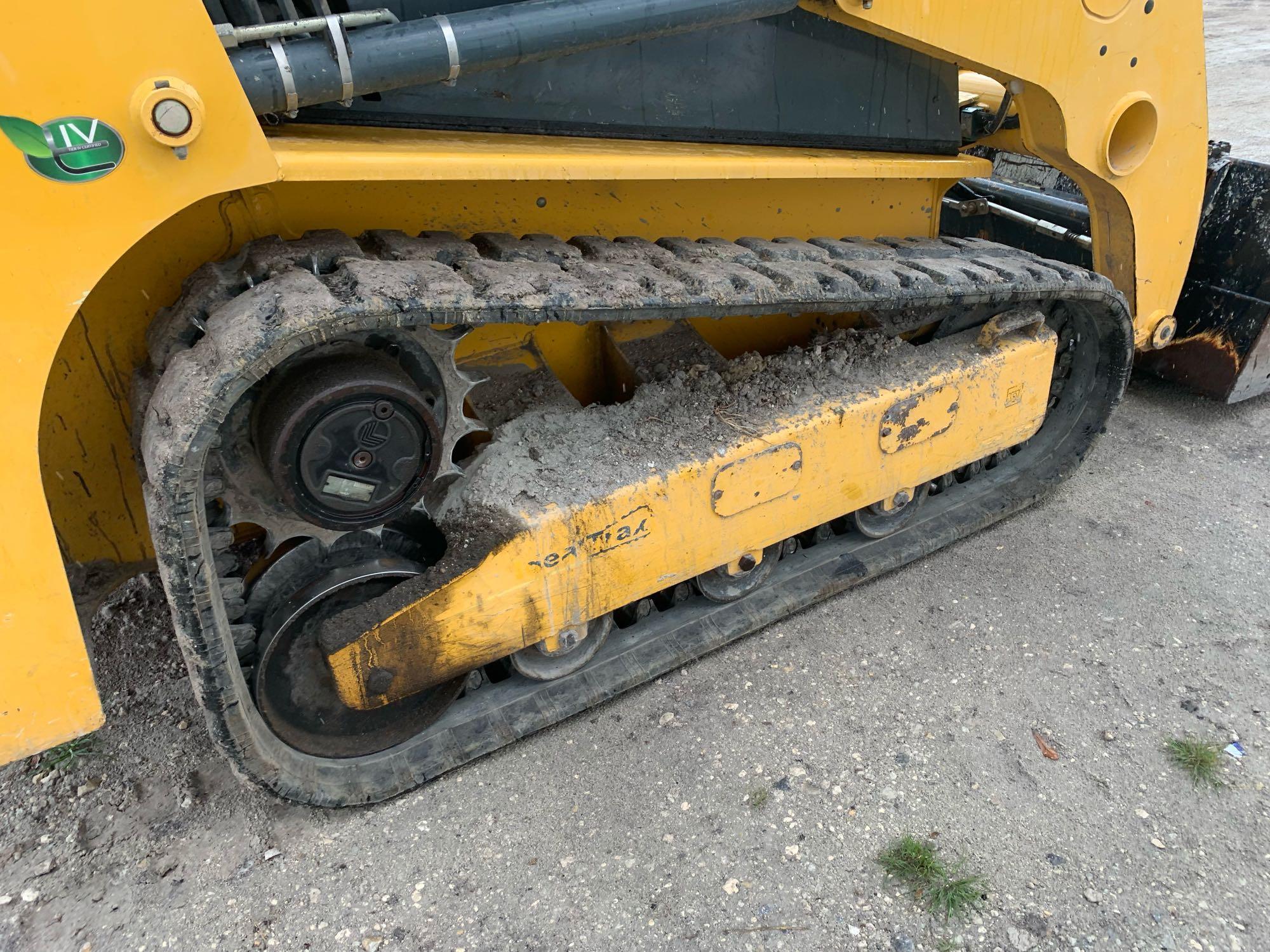 2016 GEHL RT175 Compact Track Skid Steer Loader