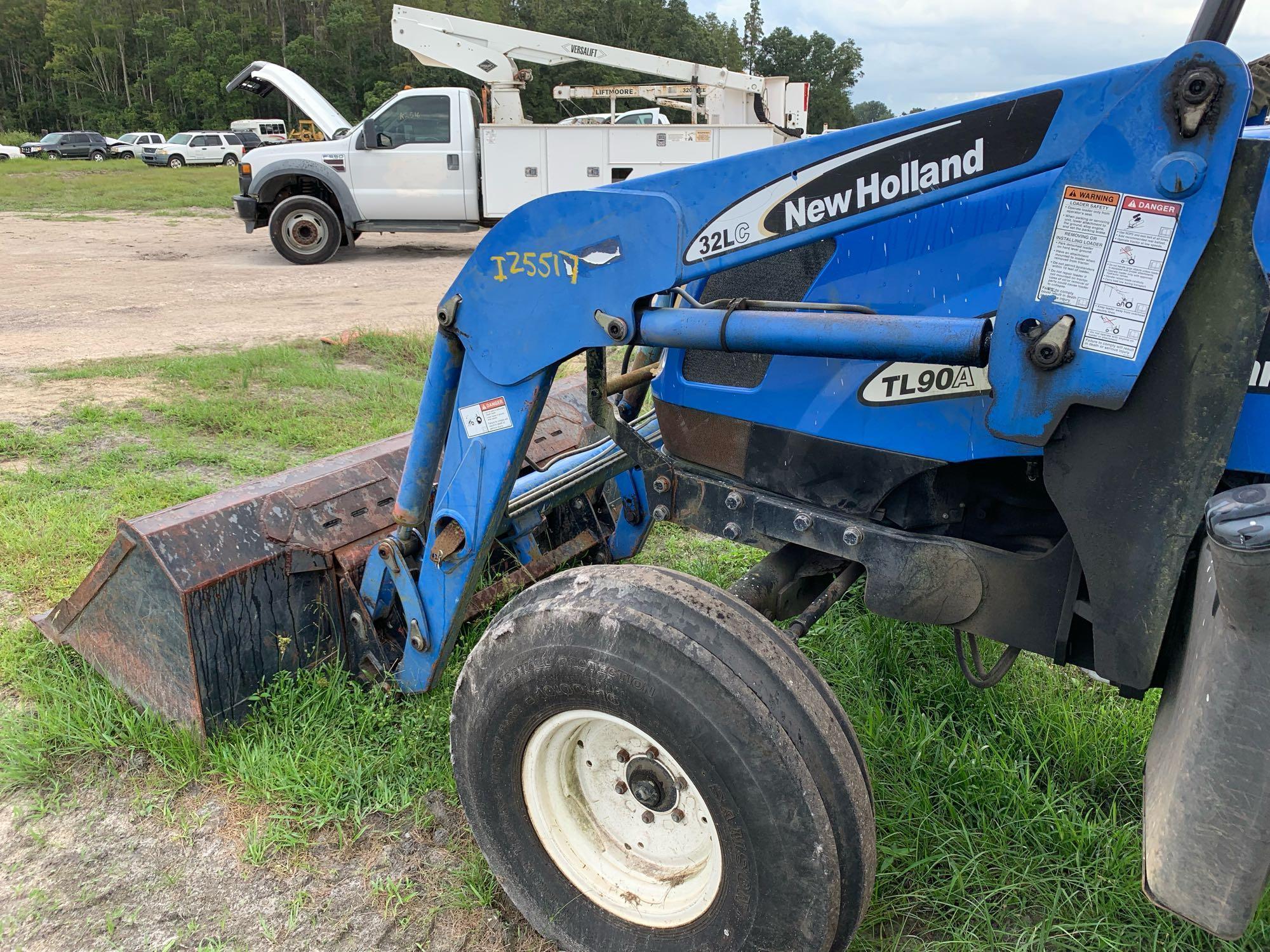 2004 New Holland TL90A Front Loader Tractor