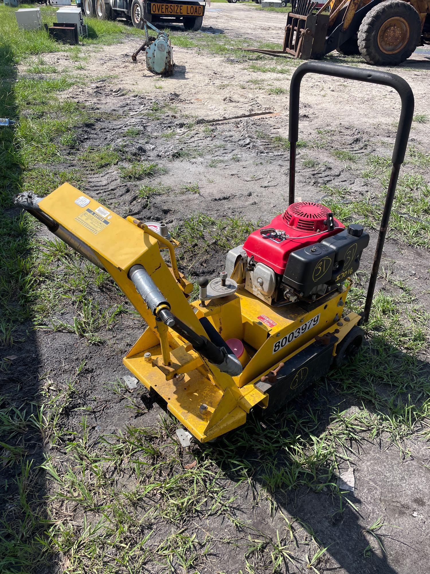 2002 Smith Manufacturing Co. Traffic Line Remover LNX82