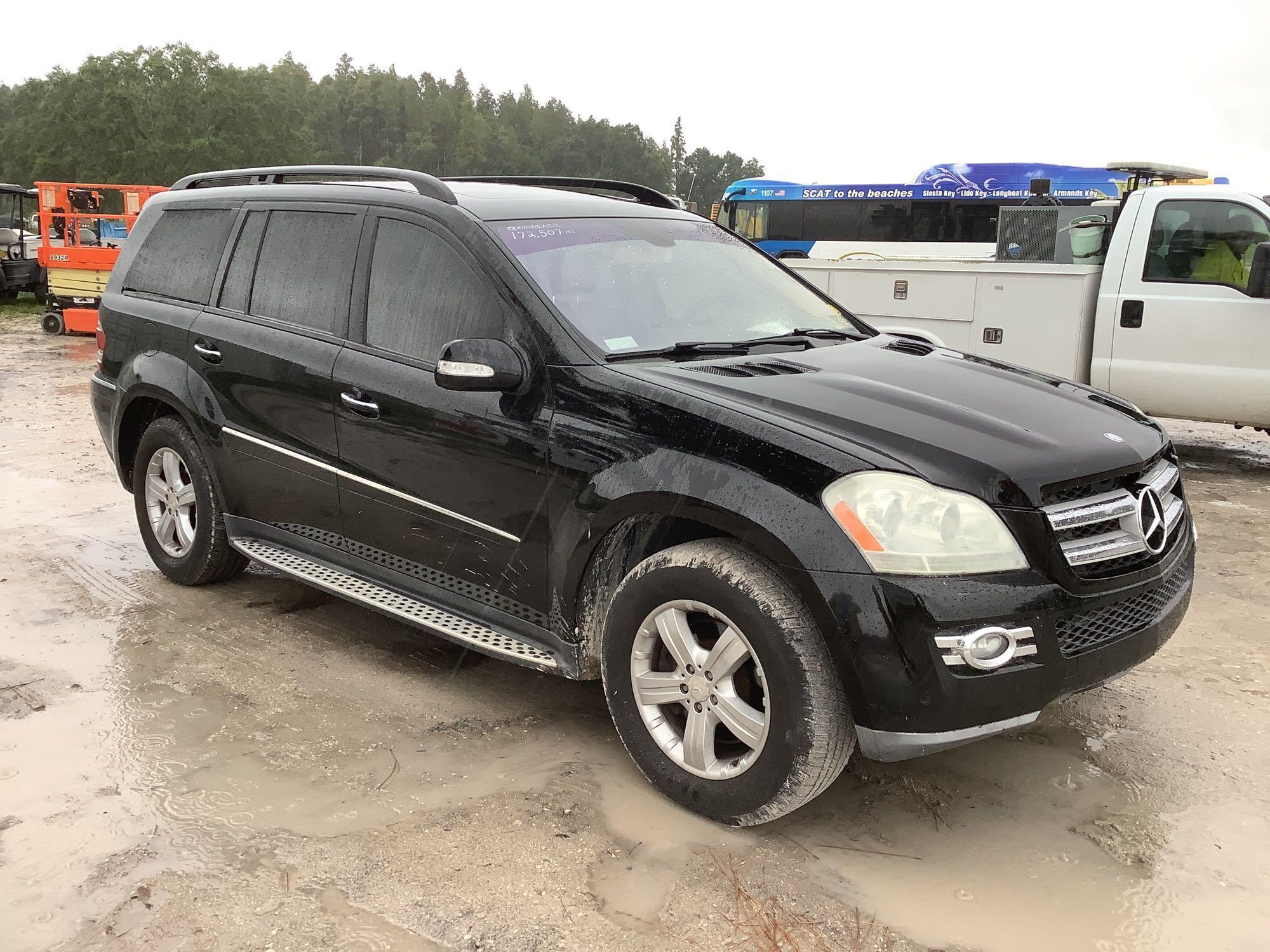 2008 Mercedes-Benz GL-450 AWD Sport Utility Vehicle