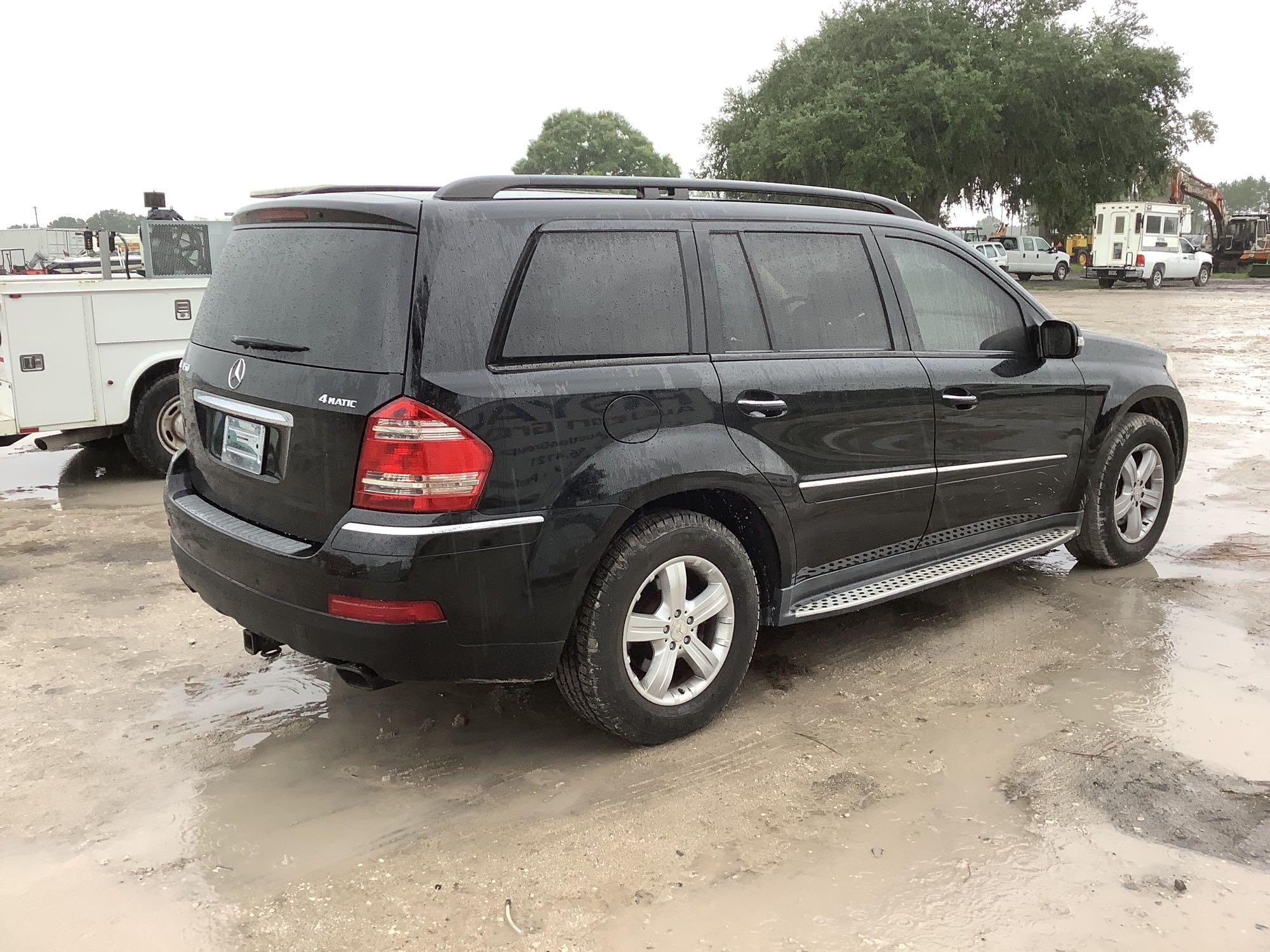 2008 Mercedes-Benz GL-450 AWD Sport Utility Vehicle