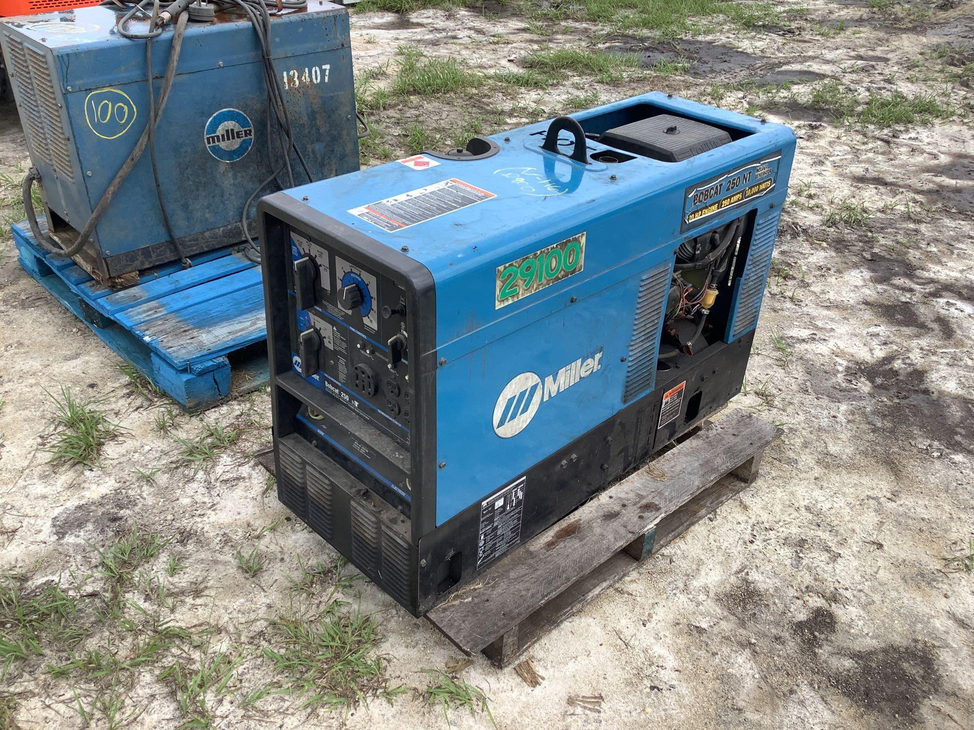 Miller Bobcat 250 NT AC/DC Welder Generator