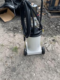 Unused Pneumatic Grease Pump