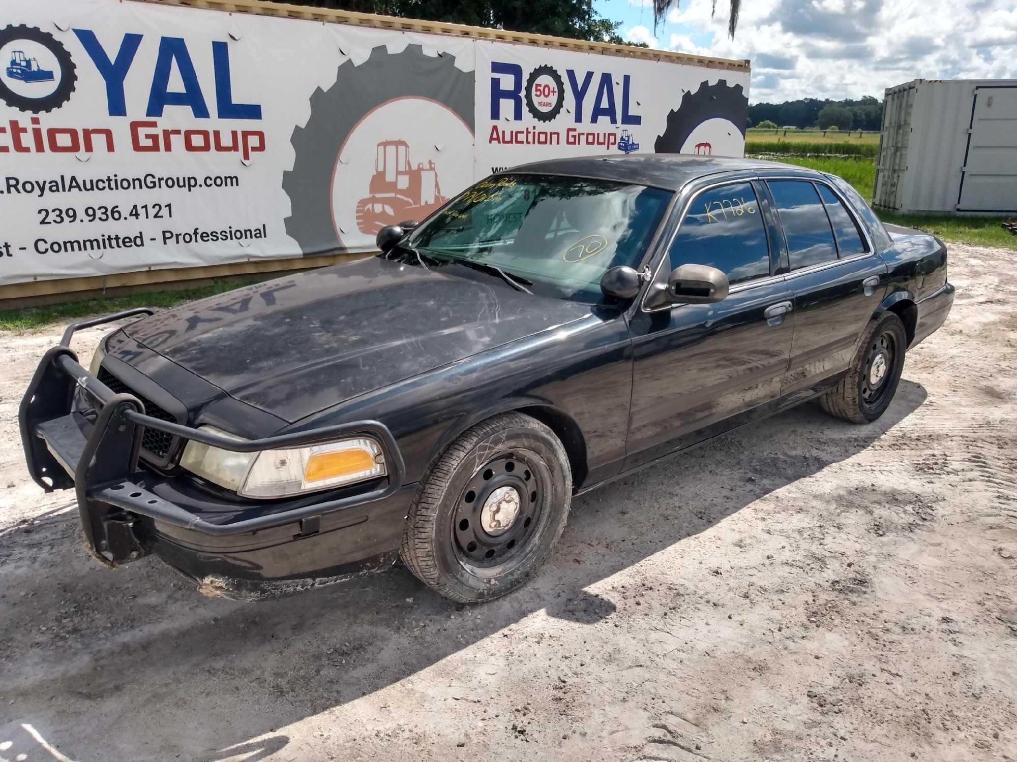 2011 Ford Crown Victoria 4 Door Police Cruiser