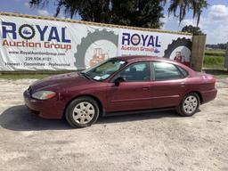 2005 Ford Taurus 4-Door Sedan