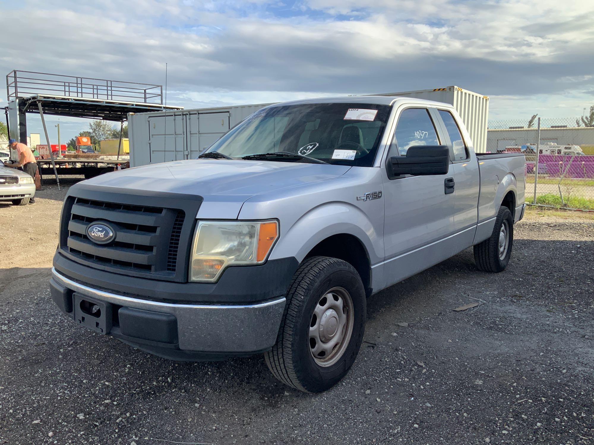 2011 Ford F-150 Ext Cab Pickup Truck