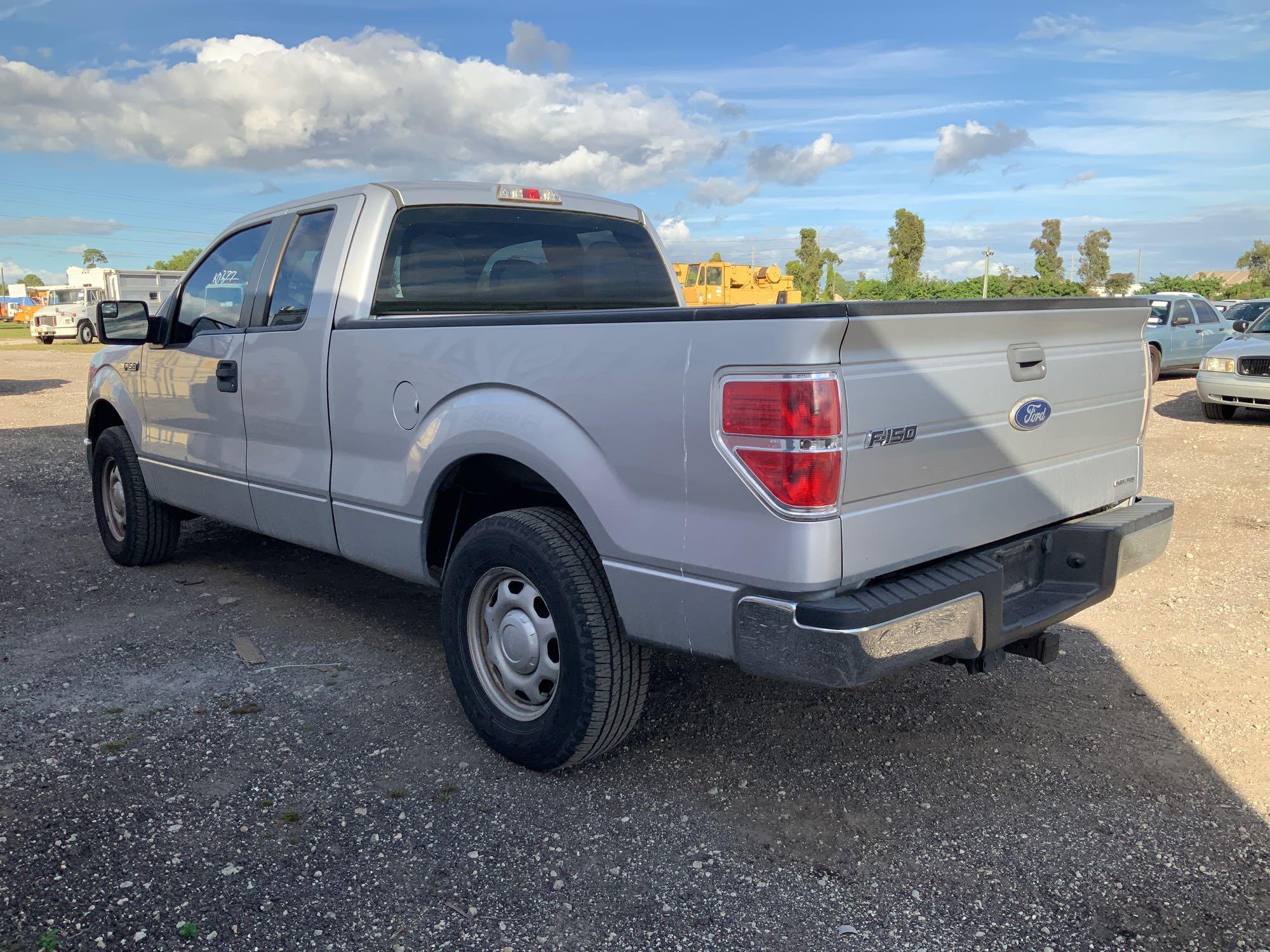 2011 Ford F-150 Ext Cab Pickup Truck