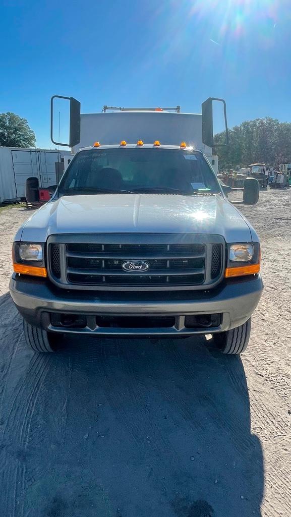 2000 Ford F-450 Service Truck