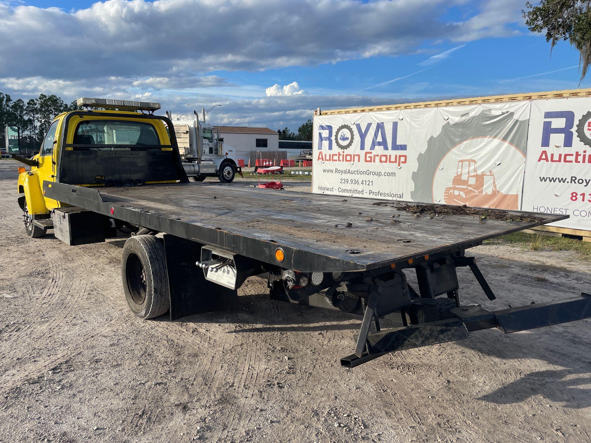 2006 Chevrolet C5500 Rollback Tow Truck