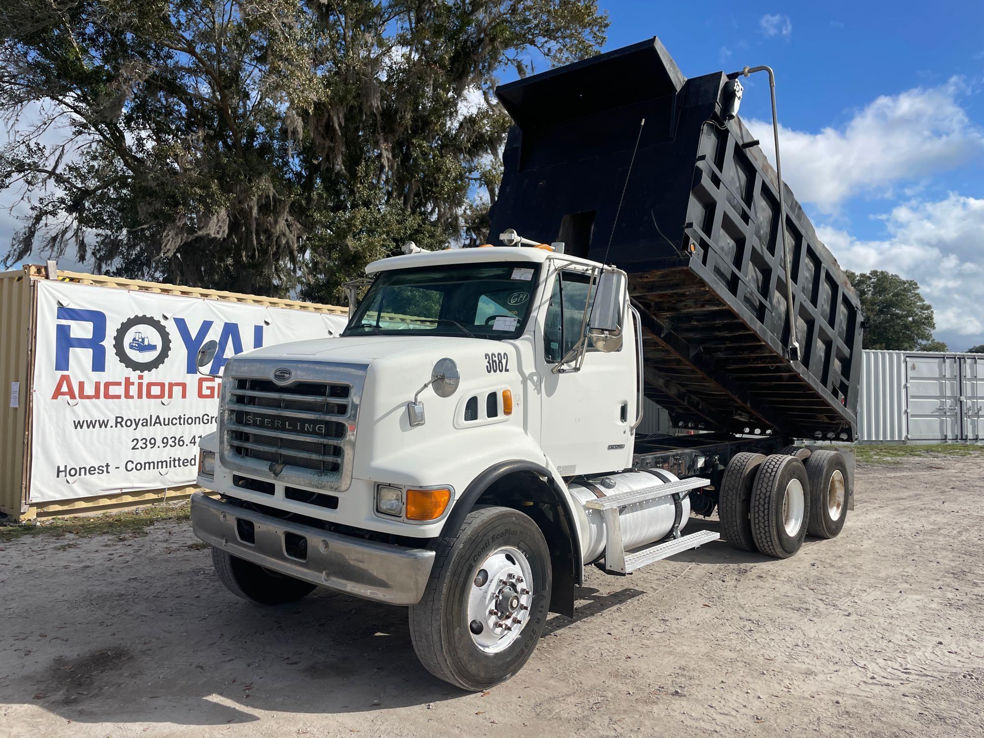 2007 Sterling L7500 Series T/A Dump Truck