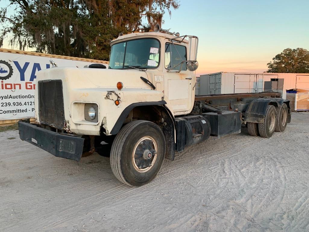 1979 Mack T/A Roll Off Truck