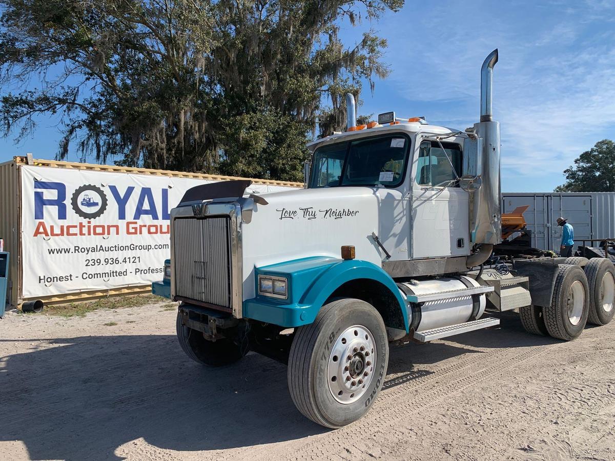 1994 Western Star Trucks 4900 Wet Line Day Cab Truck Tractor