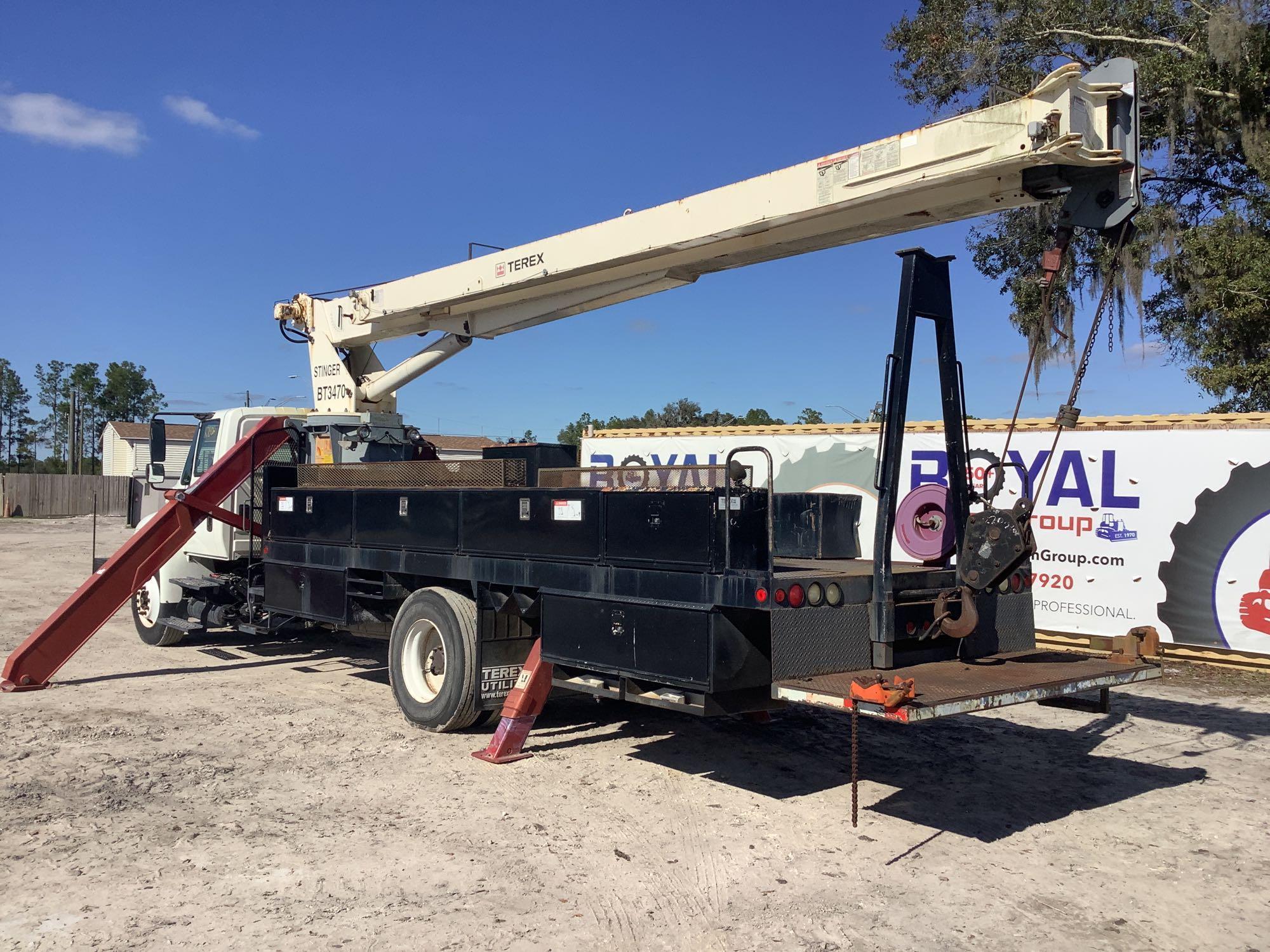 2006 International 4400 Terex 34,000LB Boom Truck