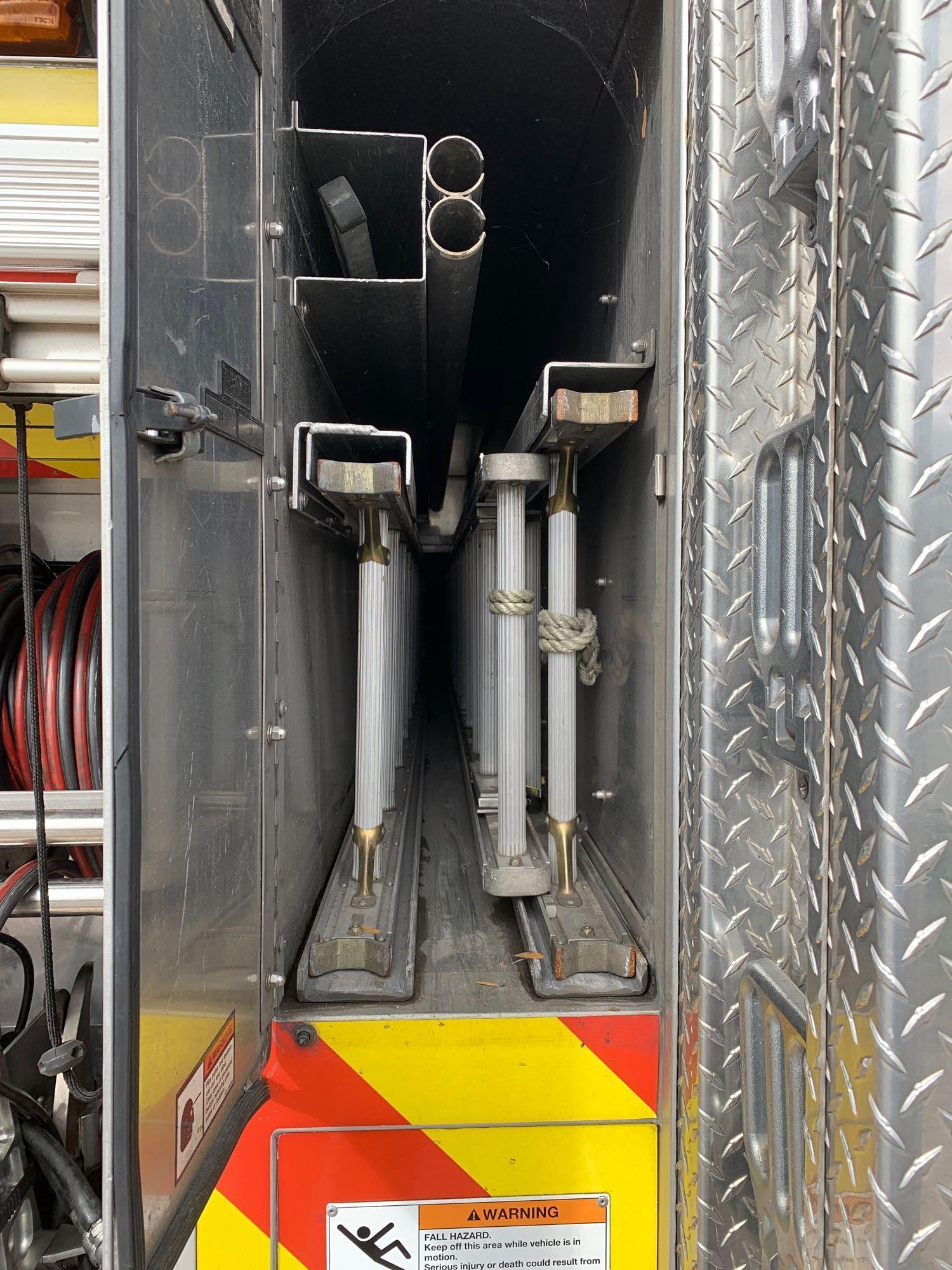 2010 E-One 1,000 Gallon Pumper Fire Truck