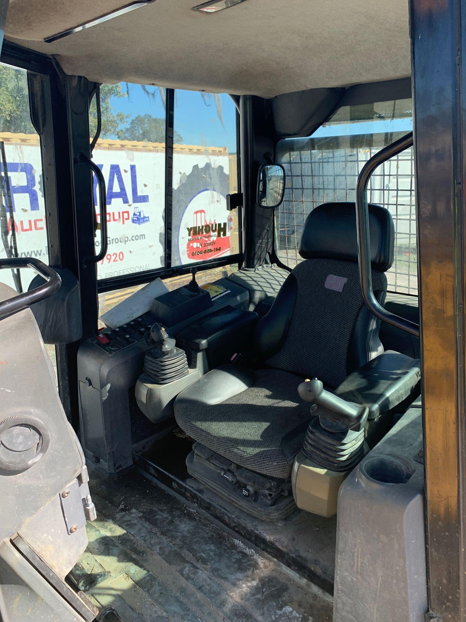 Caterpillar D5K2 LGP Crawler Dozer Tractor