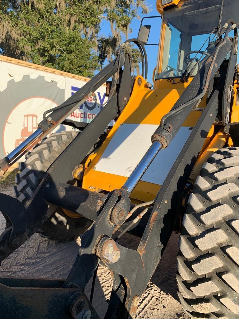 JCB 416B Articulated Wheel Loader