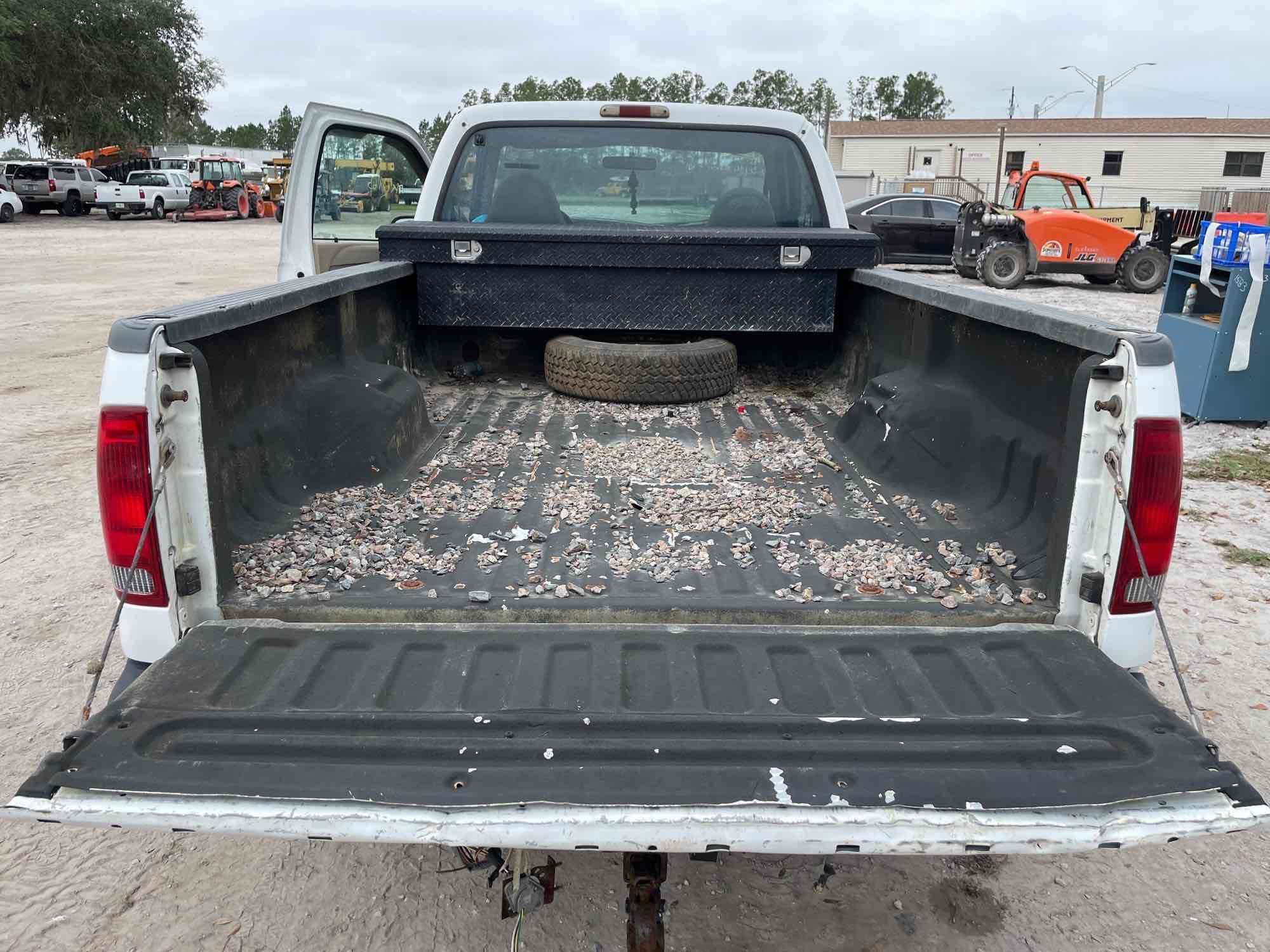 2001 Ford F-350 4x4 Reg Cab Pickup Truck