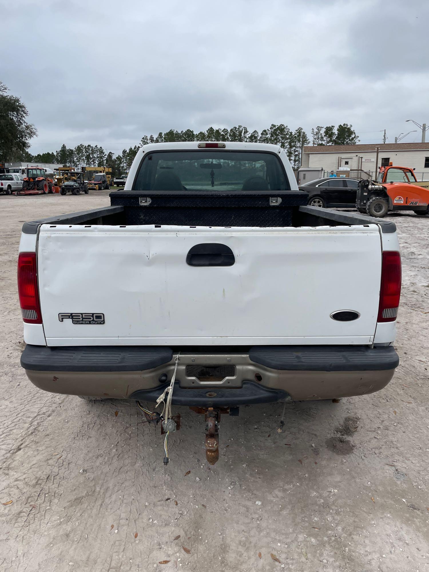 2001 Ford F-350 4x4 Reg Cab Pickup Truck